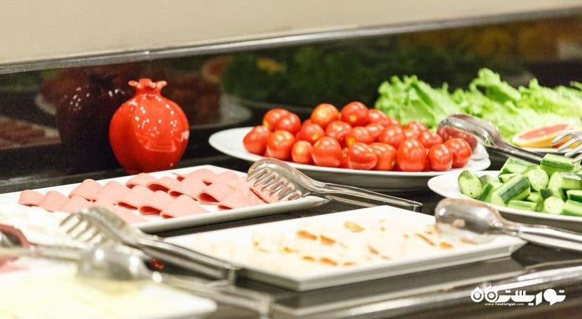 بوفه سلف سرویس رستوران اصلی